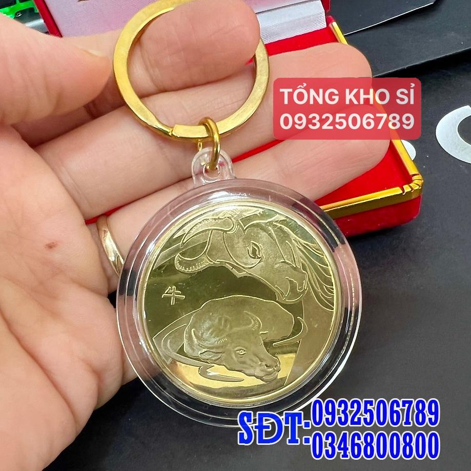 Móc Khóa Đồng Xu 12 Con Giáp Mạ Vàng TUỔI SỬU - CON TRÂU Treo Oto, Xe Máy Phong Thủy - Ecoins