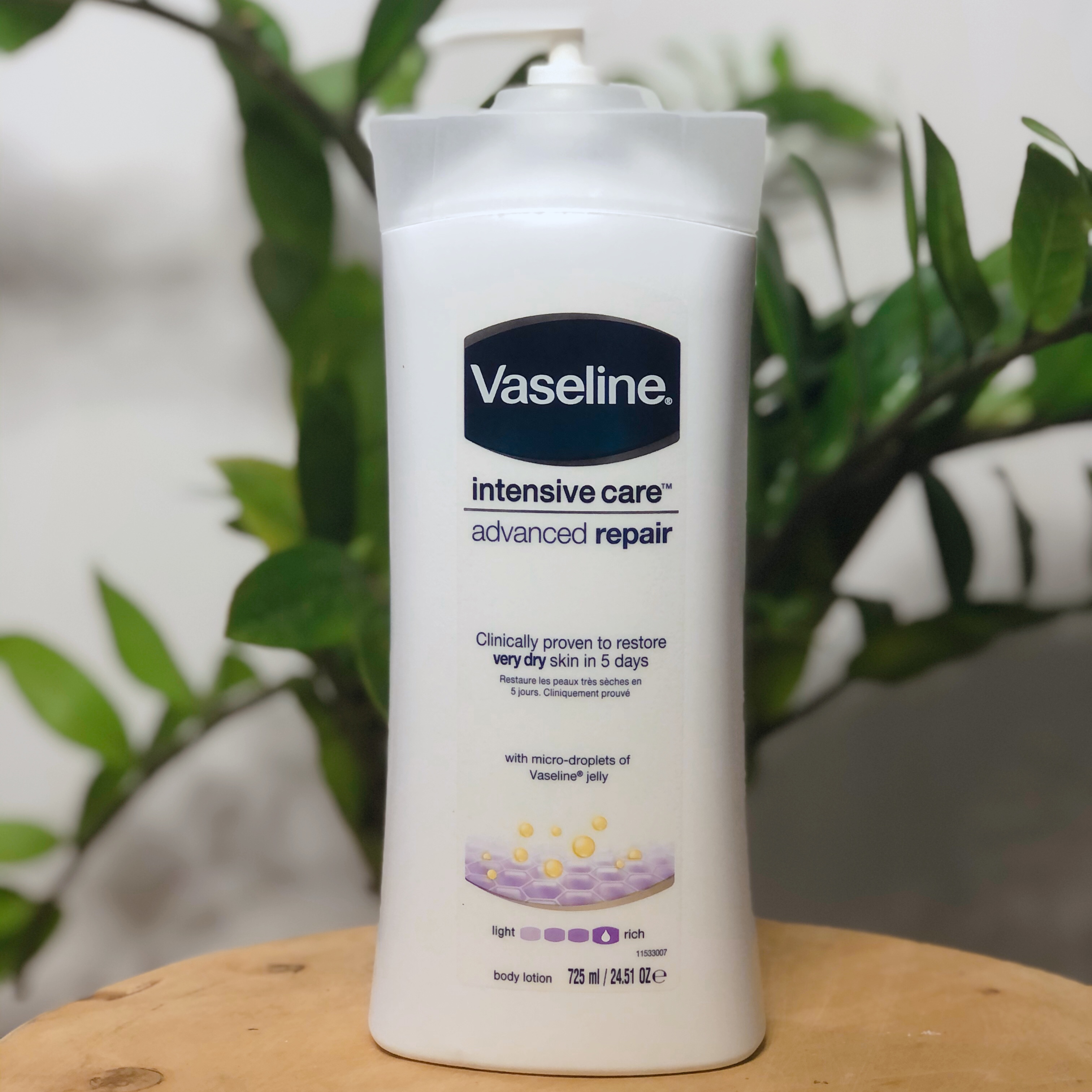 DƯỠNG THỂ VASELINE INTENSIVE RESCUE REPAIRING MOISTURE