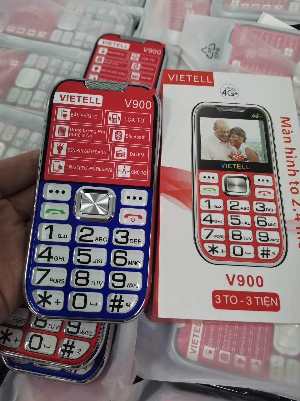 Điện thoại người già GOOD V900 4G - bàn phím to, loa to, chữ to, đèn pin siêu sáng, pin khủng - Mới full box