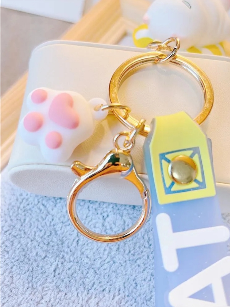 Móc Khóa Mèo Trắng VIVian 4 Sắc Thái
