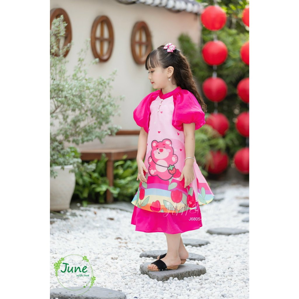 Áo dài tết cho bé gái mẫu Gấu dâu Lotso từ 12-35kg hàng thiết kế cao cấp