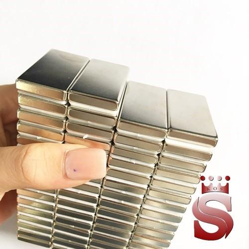 Nam châm trắng kích thước 40x10x5mm mạ nikel