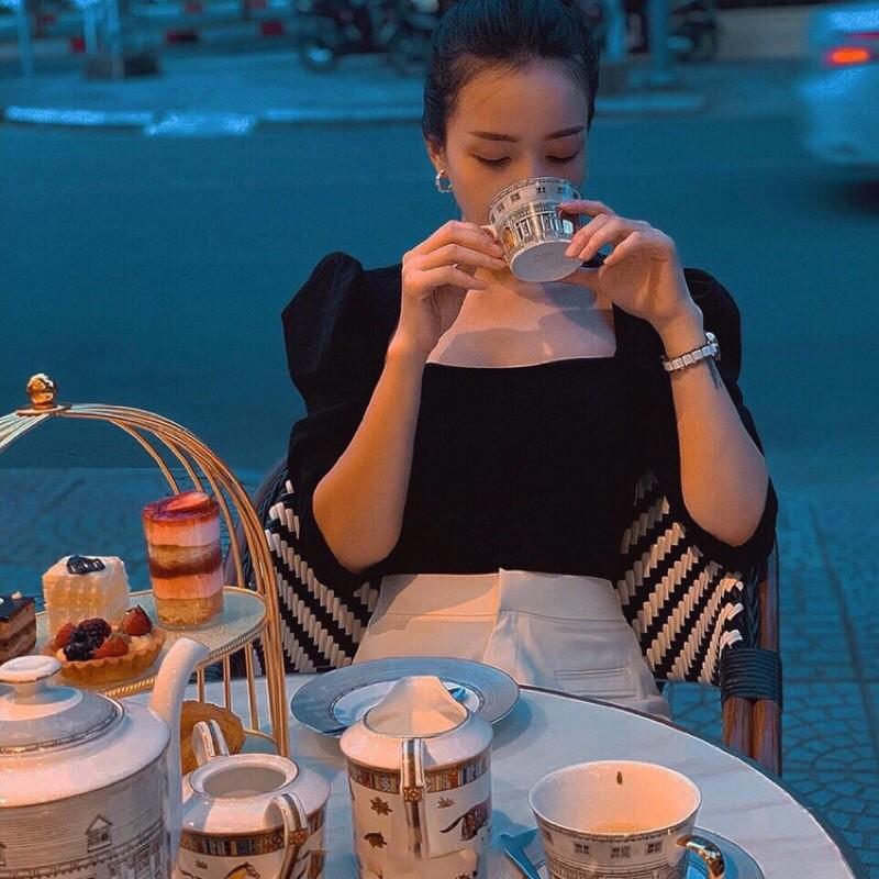 Áo cổ vuông tay phồng thanh lịch có 2 màu, có size, có ảnh thật