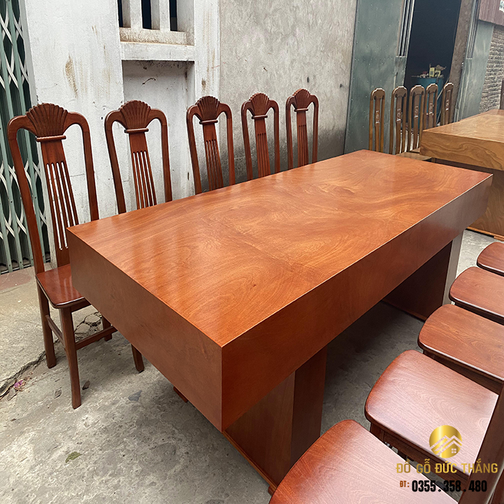 Bàn 10 ghế gỗ hương đá nam phi