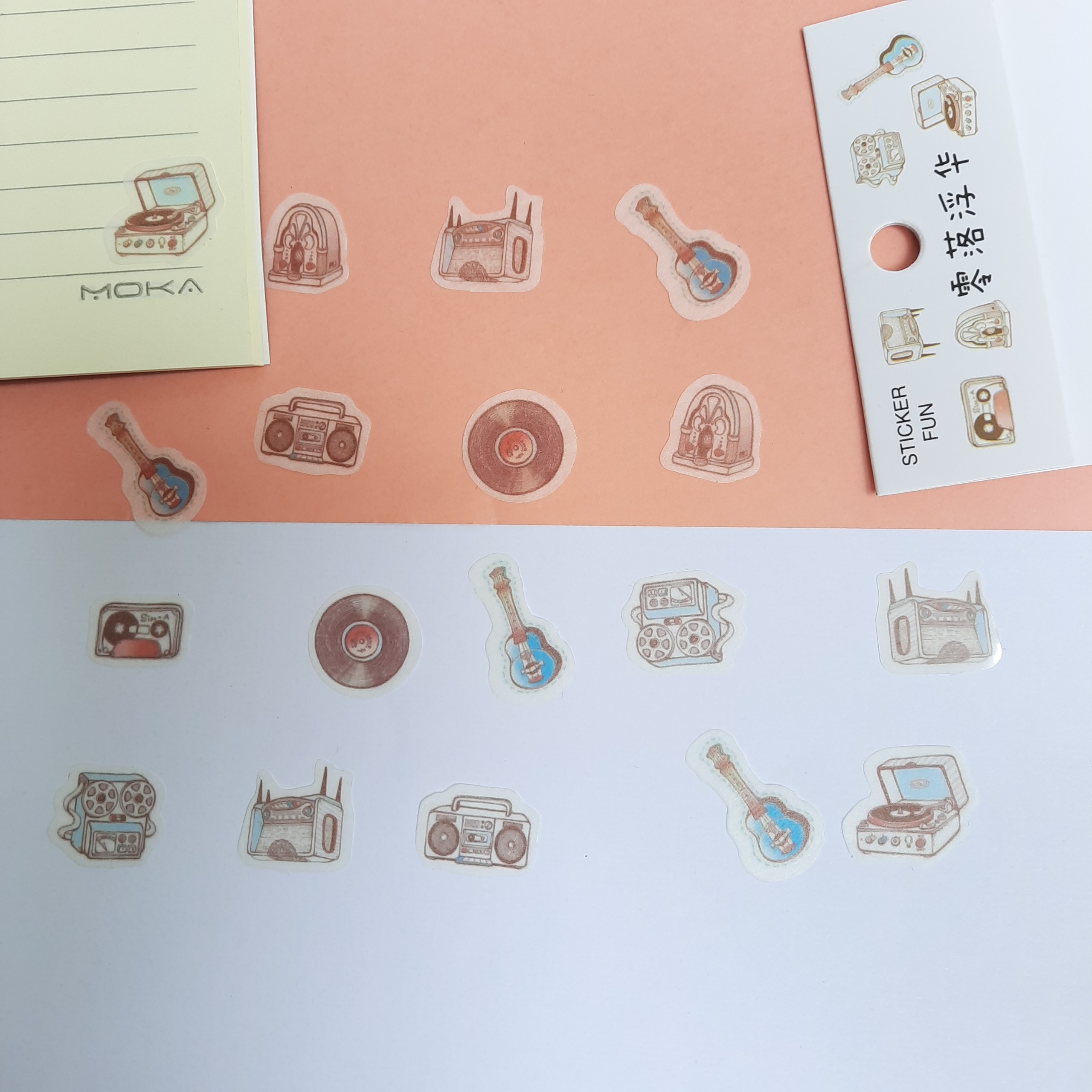 Bộ 32 Sticker Hình Dán Mini Dụng Cụ Âm Nhạc