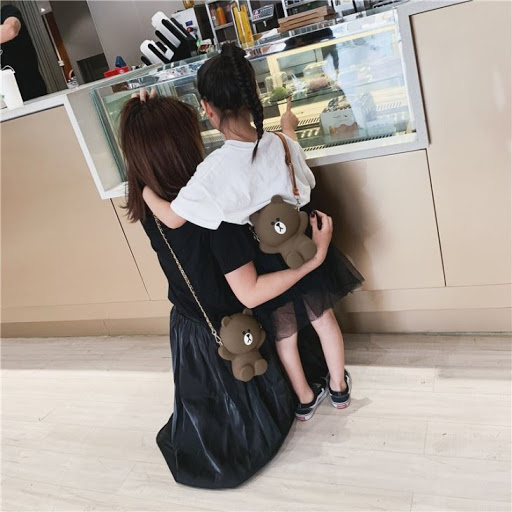 Túi đeo chéo thời trang nữ, túi hình gấu Brown silicon 2 dây siêu dễ thương