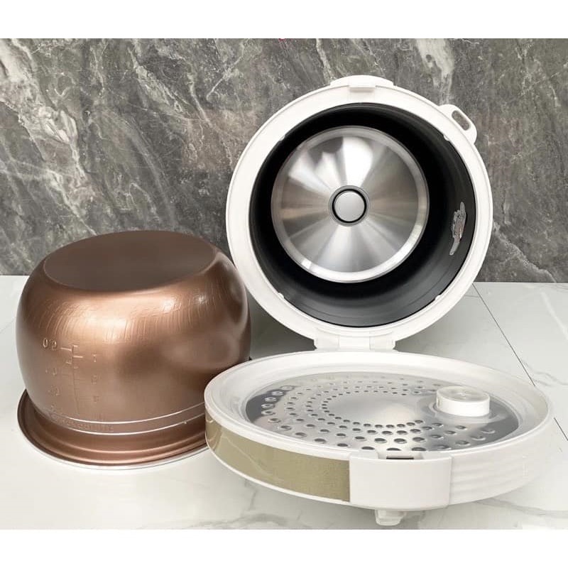 Nồi Cơm Điện SFIAPR SH-209 (2 Lít) - Màu Ngẫu Nhiên - Hàng Chính Hãng