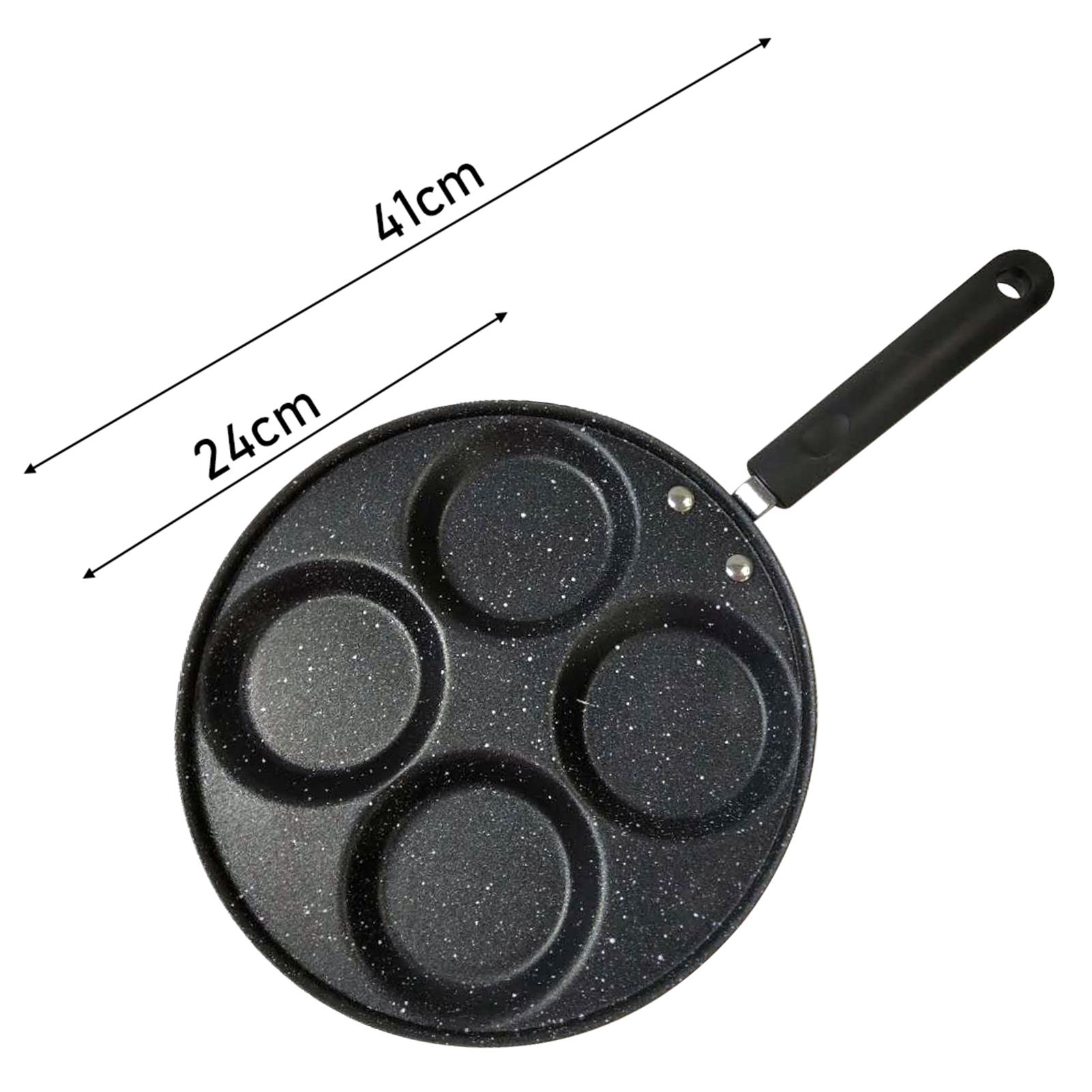 Chảo chiên bằng thép với hình trái tim và hình tròn