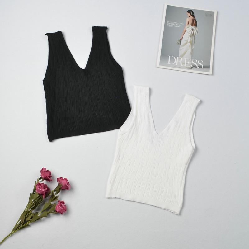 Áo không tay cổ chữ V thiết kế ôm sát tôn dáng