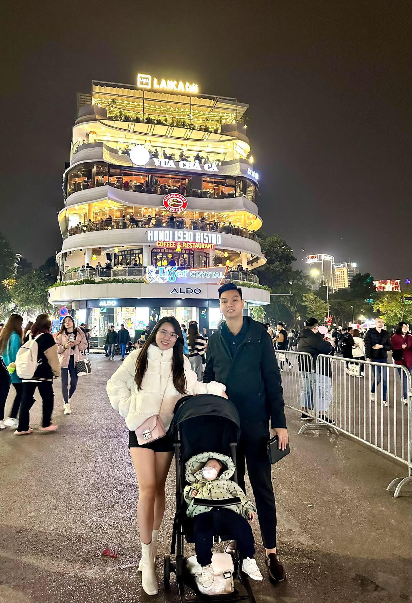 Xe đẩy du lịch gấp gọn cho bé 3 tư thế SkyLove dùng cho các bé từ sơ sinh mẫu mới năm 2023