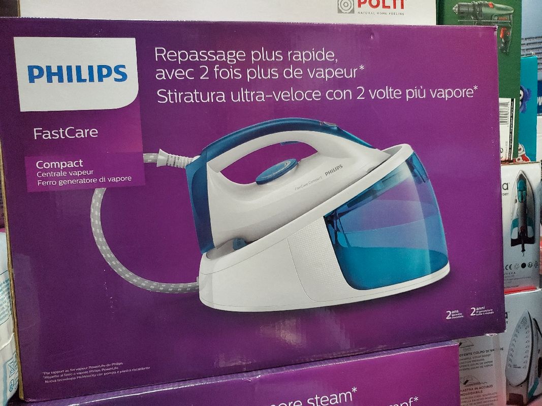 Bàn là hơi nước Philips GC6722/20 FastCare Compact 2400 Hàng chính Hãng