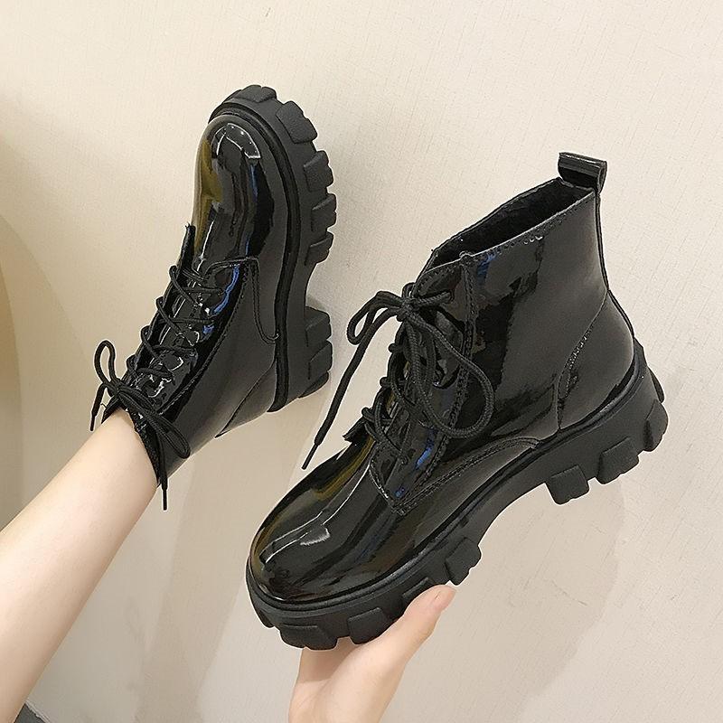 Giầy boots nữ cổ lửng phong cách Hàn Quốc da bóng, da lỳ độn đế siêu hottrend