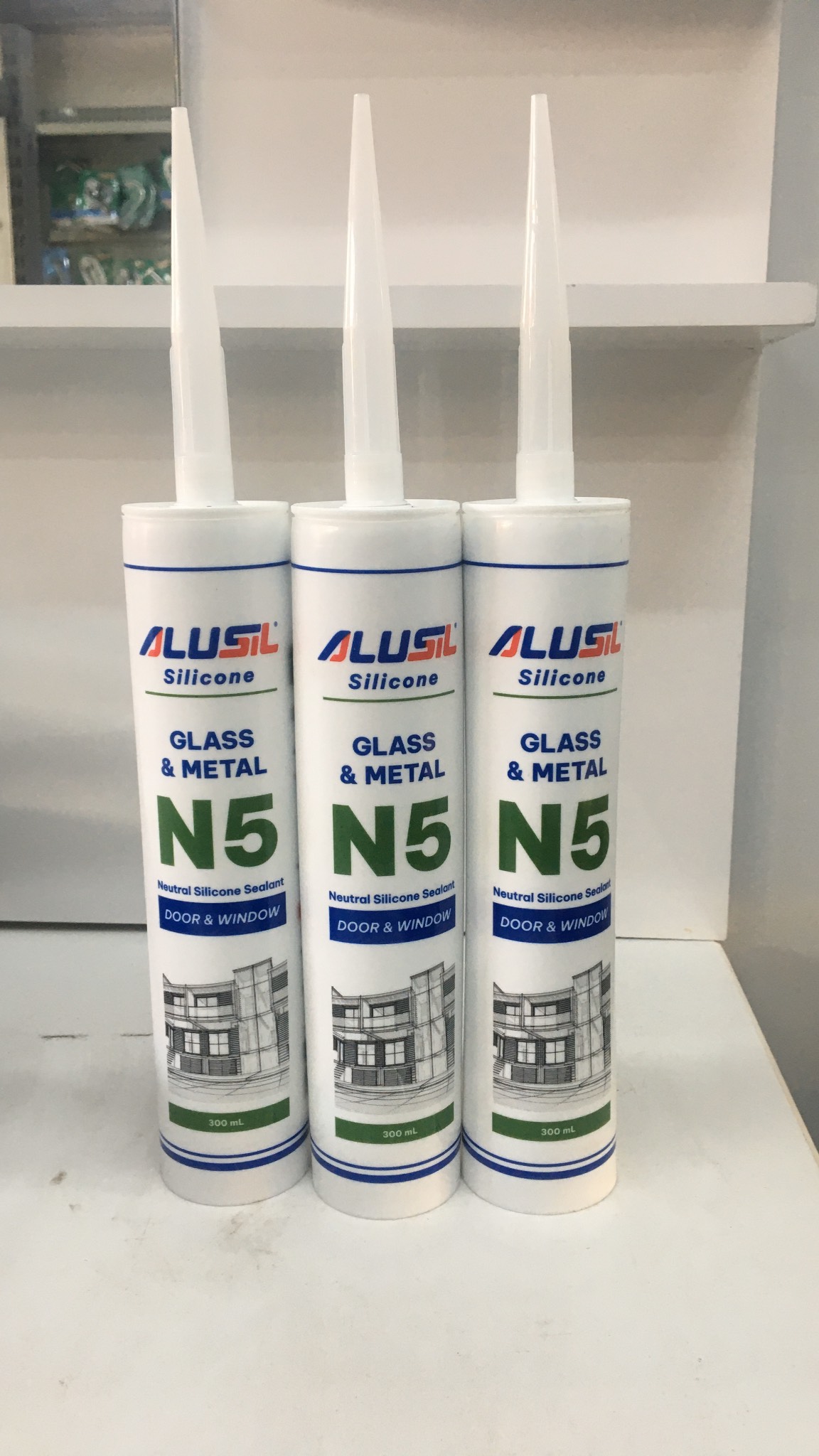 Keo silicone alisul N5 Alusil Xám đậm - Trắng sữa