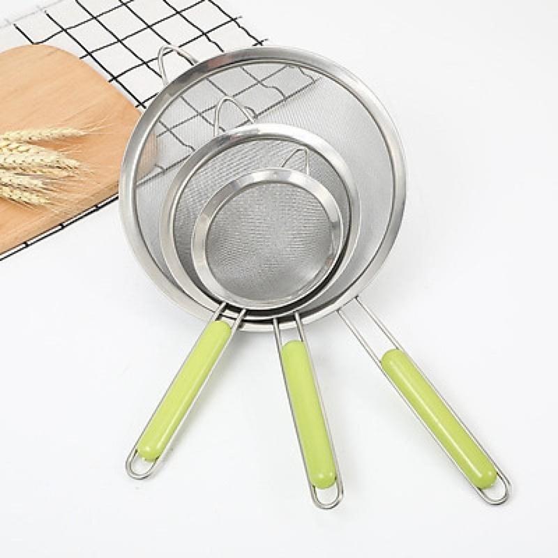 Rây Lọc Viền Cán Xanh Inox Cao Cấp đường kính 14cm