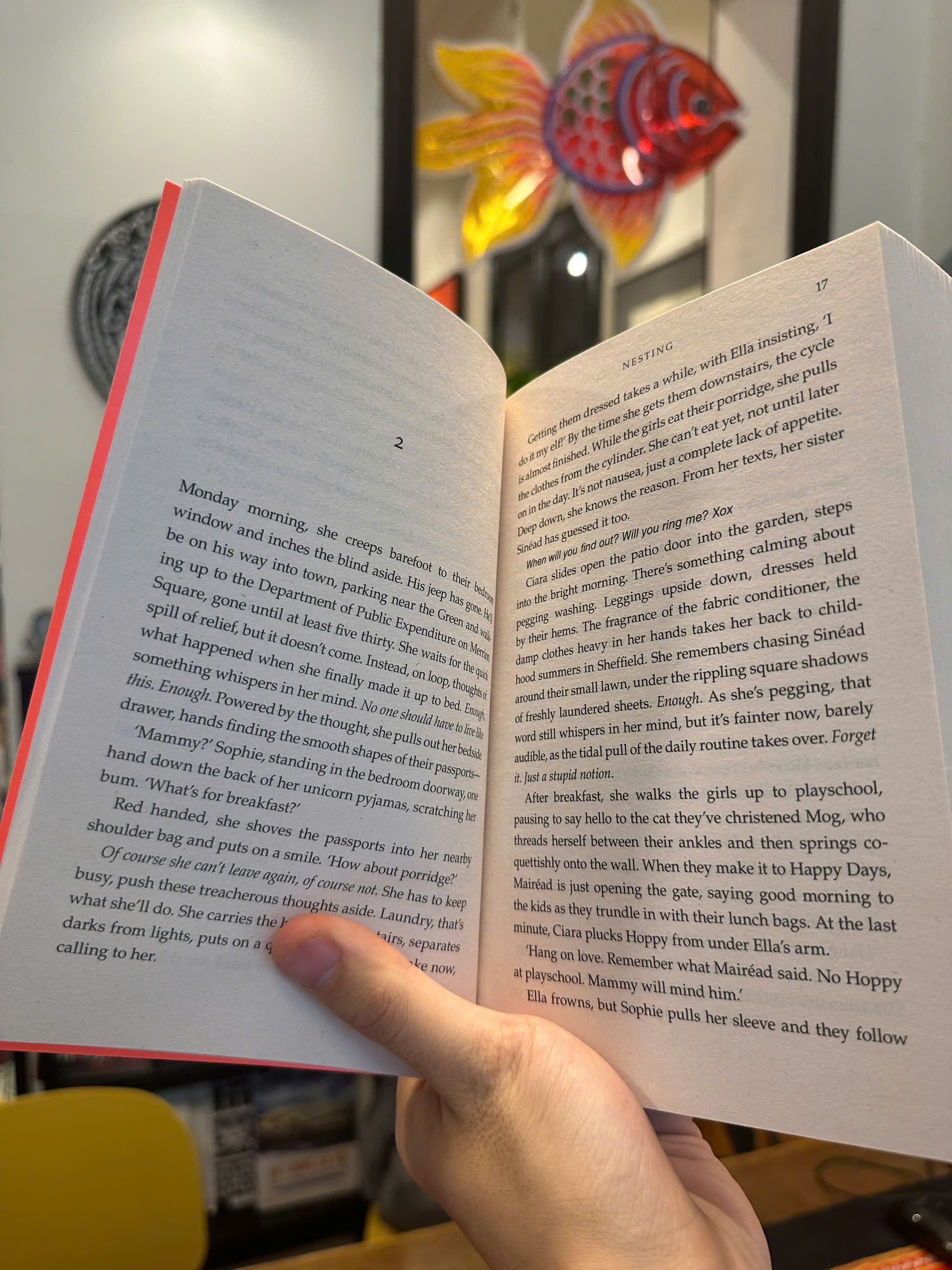 Sách - Nesting by Roisín O'Donnell | Literary Fiction / Ngoại văn Nhập khẩu / Tiểu thuyết tiếng Anh