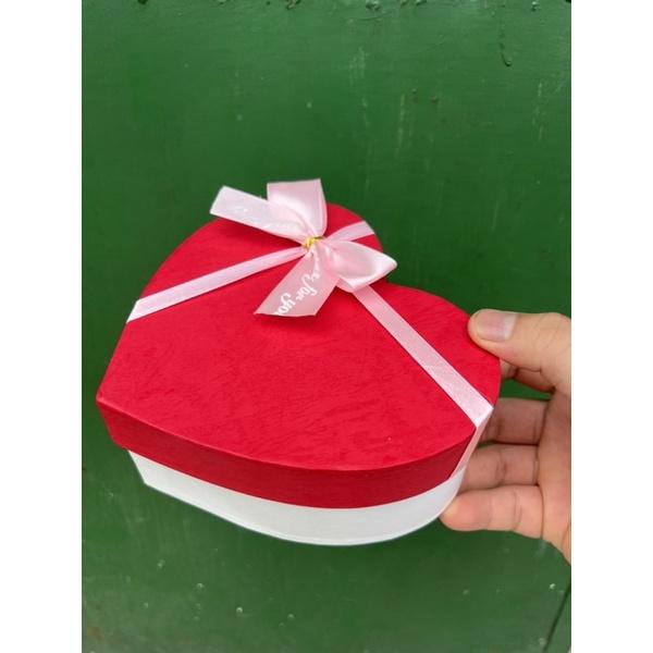 Hộp tim cao cấp, size 18cm