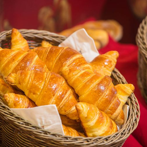 Trọn Gói 3N2D Tại Dalat Edensee Lake Resort 5*. Bao Gồm Ăn Sáng. Tiễn Sân Bay 1 Lượt. Miễn Phí Chèo Thuyền Kayak và Bắn Cung.