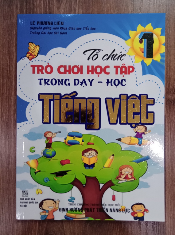 Sách - Tổ chức trò chơi học tập trong Dạy - Học Tiếng Việt 1