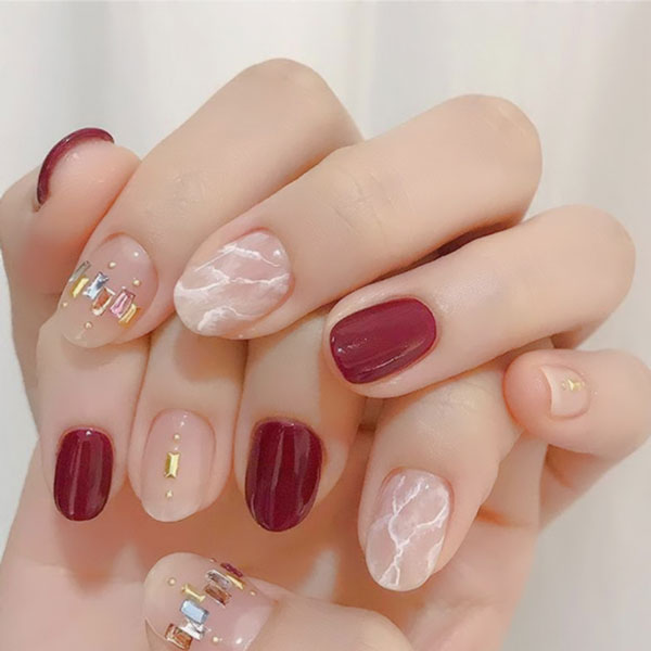 Voucher Combo Cắt da + Sơn Gel tại CHANG NAILS