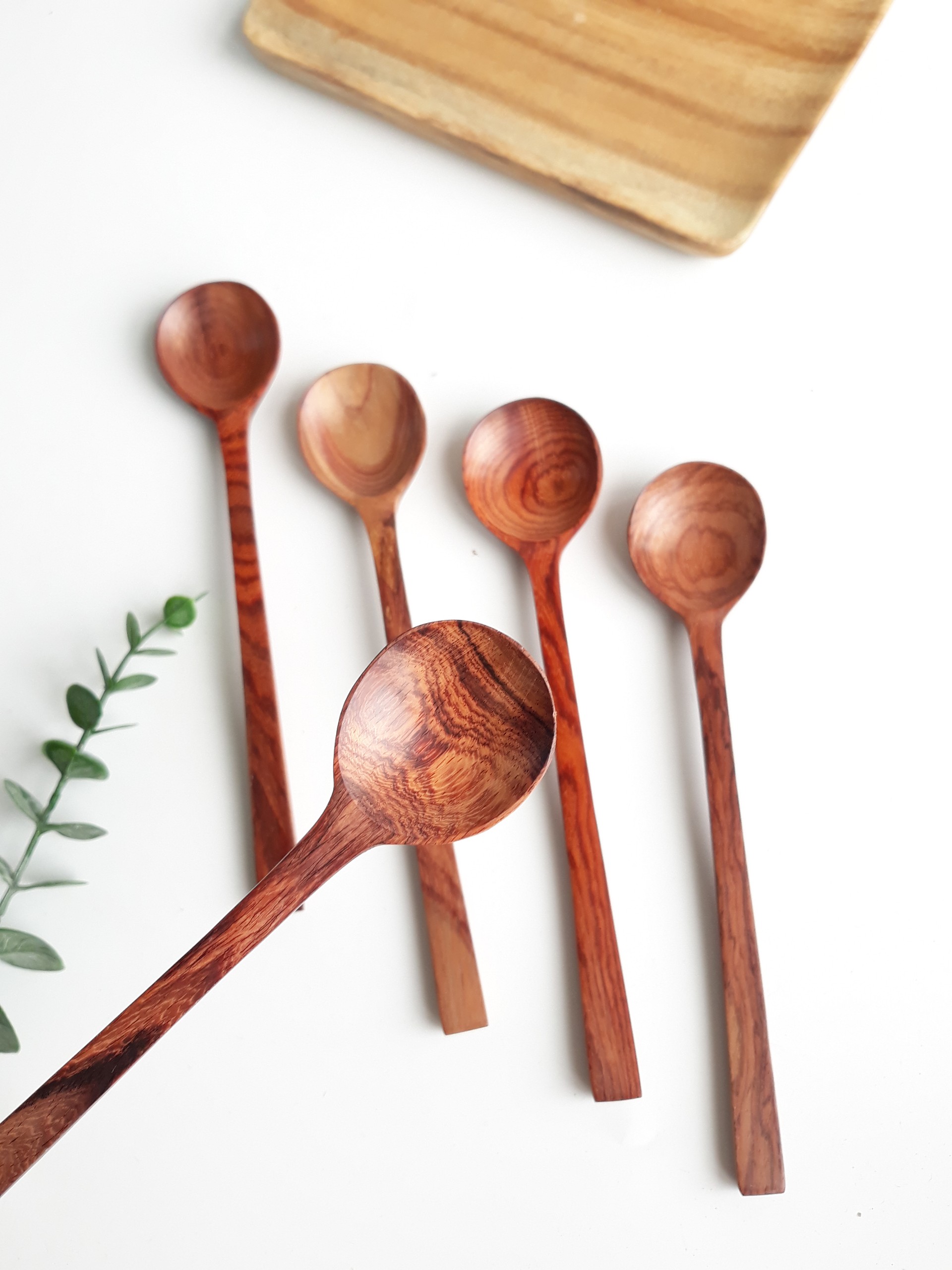 Thìa, muỗng gỗ cán dài miệng tròn 19.5 x 4 cm
