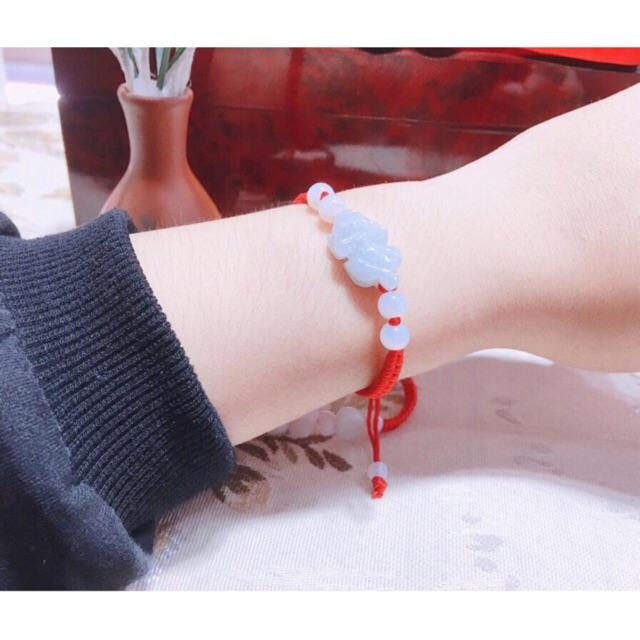 Vòng tay tỳ hưu dây đỏ tài lộc và bình an đã khai quang