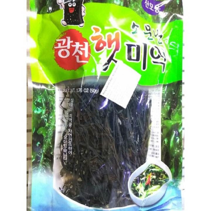 Rong biển nấu canh Hàn Quốc