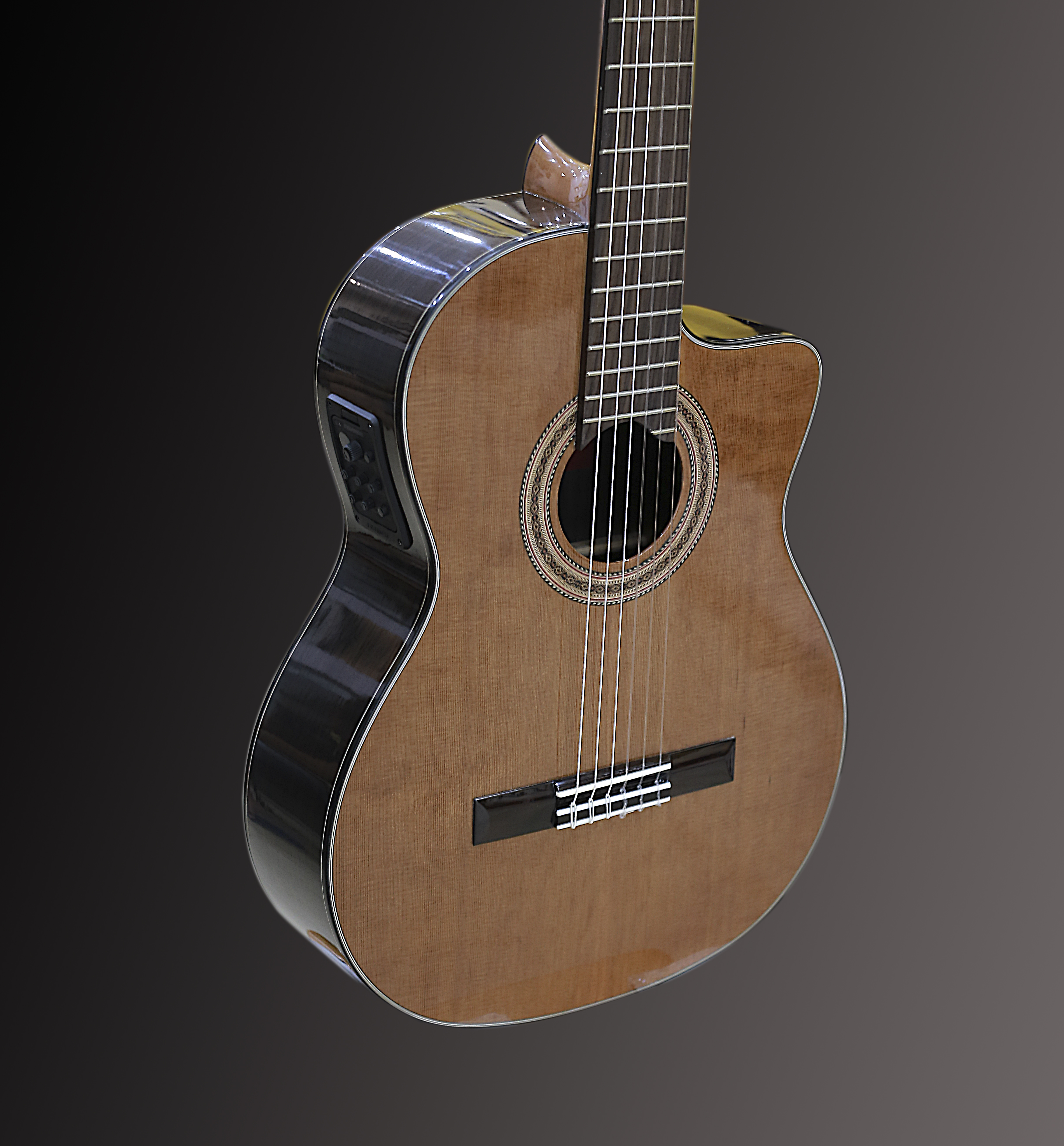 Đàn Guitar Classic Cao Cấp MC-58CE (Solid Top) - Tích Hợp Sẵn EQ Biểu Diễn Và Thu Âm