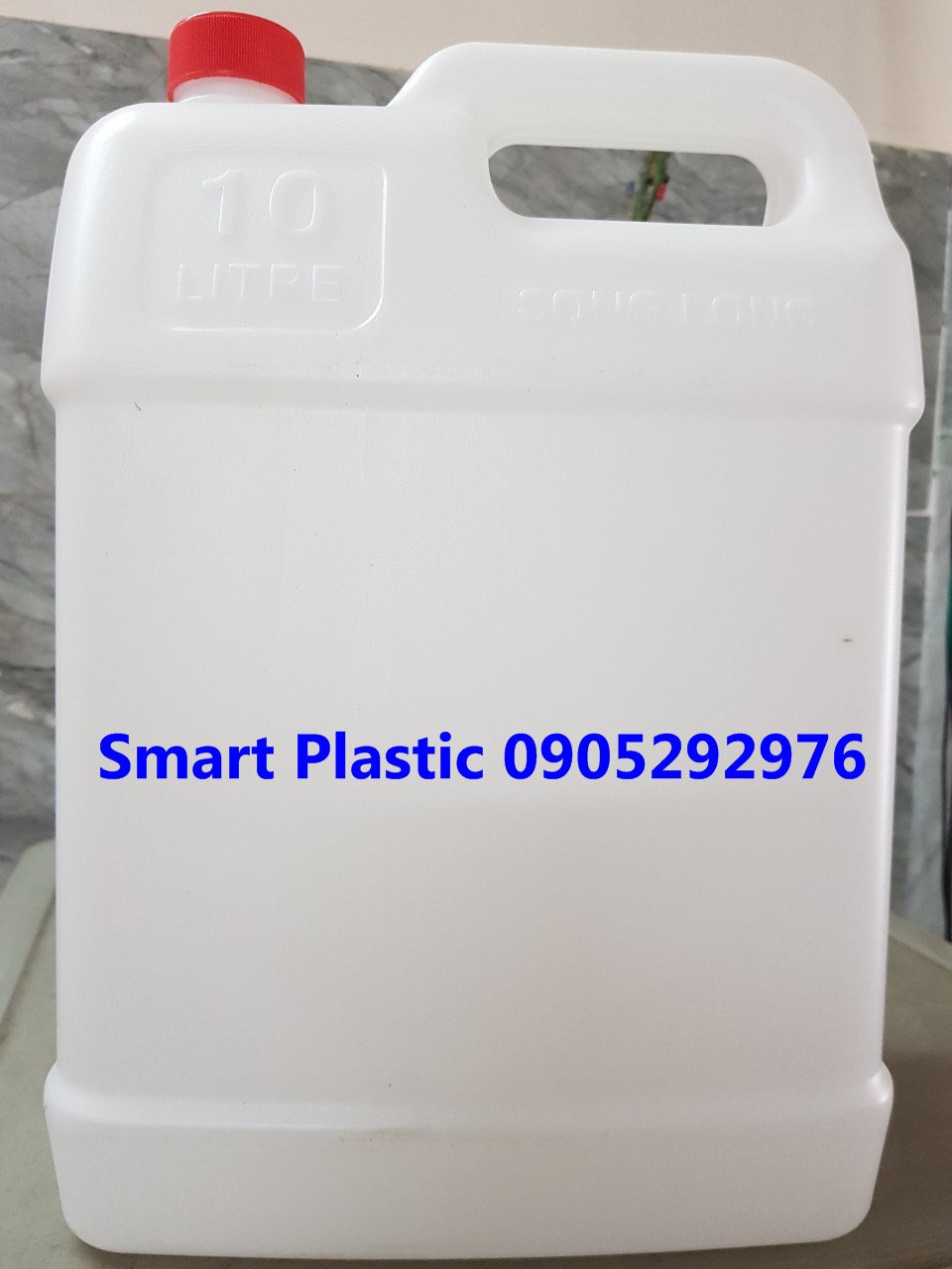 Can nhưa dung tích 10 Lít