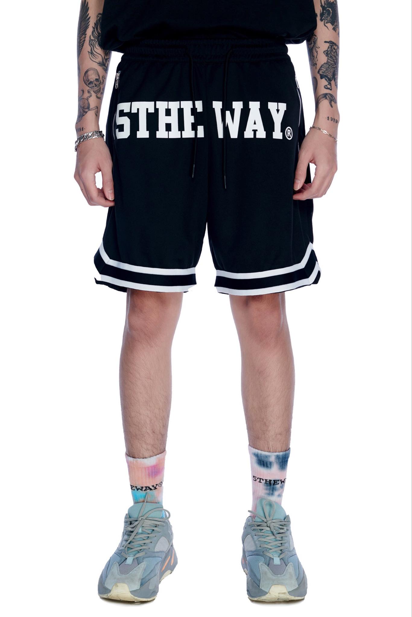 Quần Short 5THEWAY BLACK aka 5THEWAY BASKETBALL MESH SHORT in BLACK