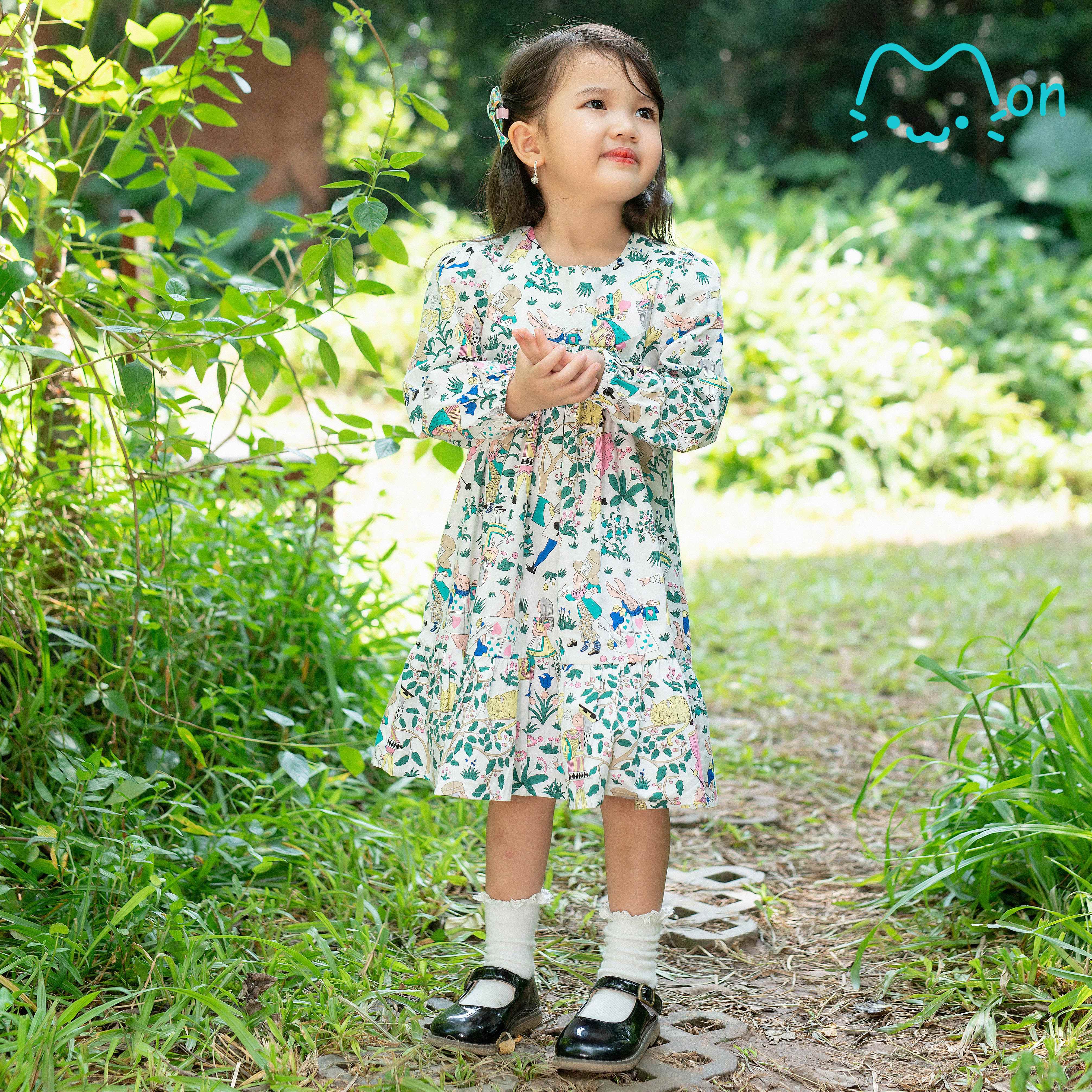 Váy Babydoll Cotton dài tay màu trắng họa tiết rừng cây dễ thương cho bé gái VL08