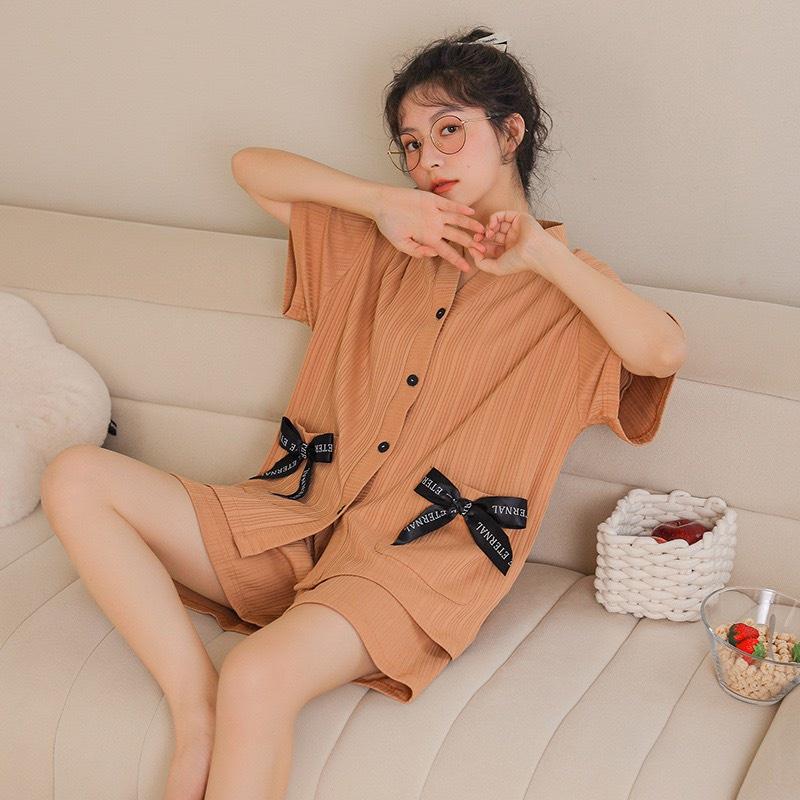 Bộ Ngủ Cộc Tay Quần Sooc Cotton- Đồ Ngủ Cổ V Cài Khuy Mềm Mại Hàng Loại Đẹp