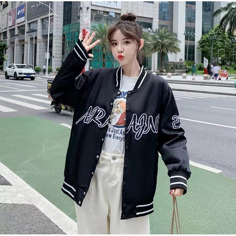 ÁO KHOÁC NỮ DÙ BOMBER IN CHỮ NỔI LÓT 2 LỚP CÁ TÍNH PHONG CÁCH TRẺ TRUNG