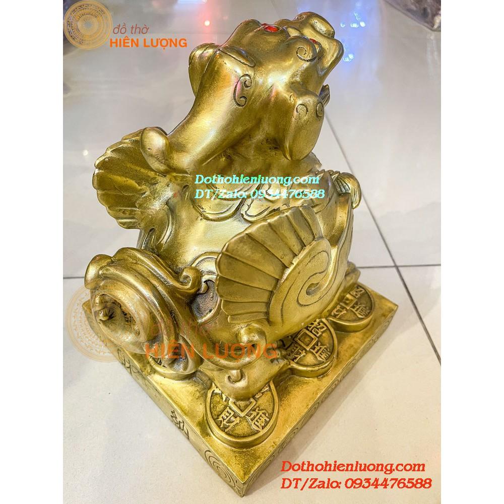 Tỳ Hưu Ngồi Bệ Vuông Để Két Bằng Đồng Vàng Nguyên Chất Kích Thước 25x20x20cm, Nặng 3,5Kg