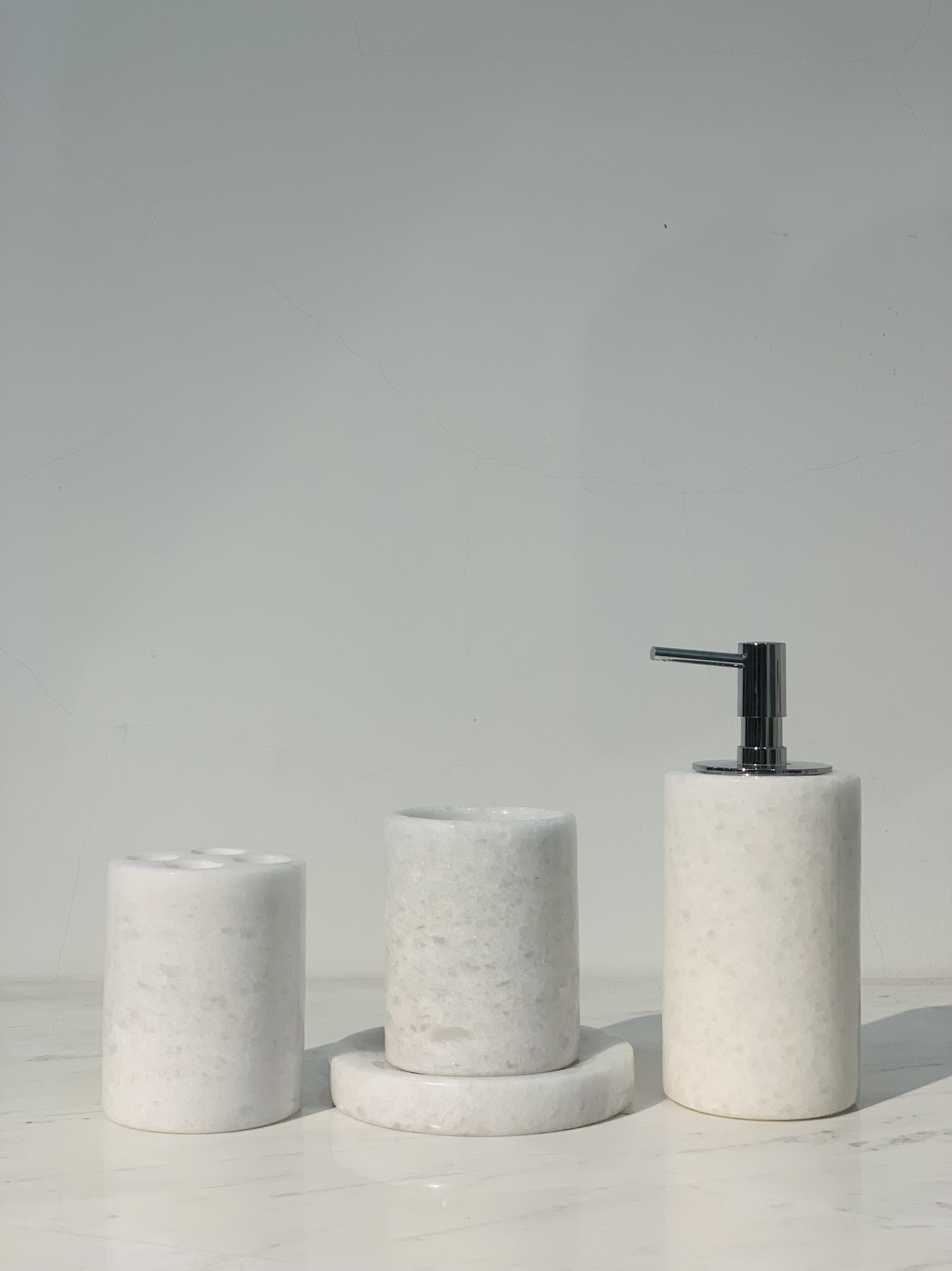 Bộ phụ kiện phòng tắm 4 món đá trắng loại 1 -Đá marble tự nhiên