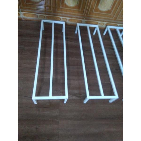 Kệ kê chậu hoa Dài 60cm.Rộng 20cm.Cao 10-15-20cm. 1 nan giữa. hộp thép 14x14mm