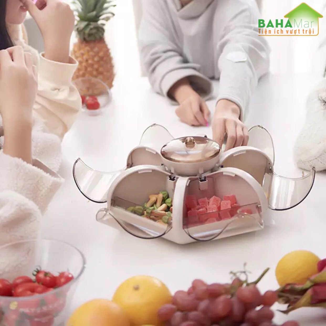 KHAY HOA SEN ĐA NĂNG - KHAY MỨT TẾT  BAHAMAR  là khay đựng đồ đa năng có thể đựng đồ ăn vặt hàng ngày hoặc làm khay mứt tết rất đẹp và tiện sử dụng