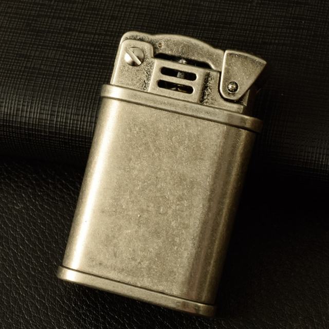 Vỏ Hột Quẹt Bật Lửa Xăng Chief CF211 Làm Bằng Đồng Nguyên Khối Nhiều Màu - Dùng Xăng Bấc Đá Cao Cấp