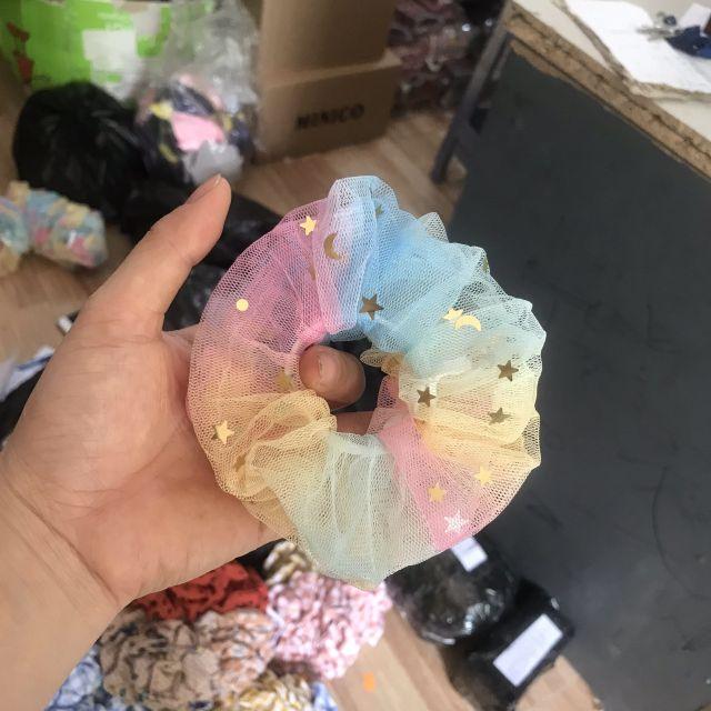 Scrunchies luoi cầu vòng