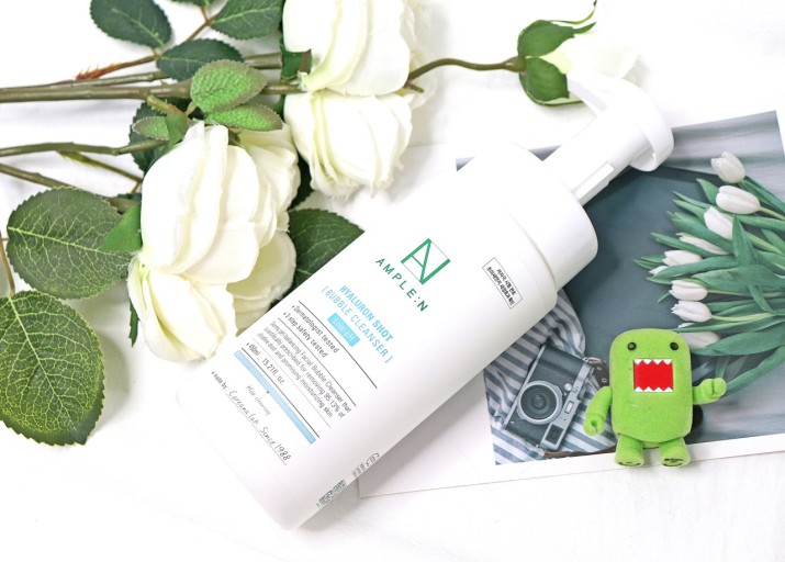 Sữa rửa mặt tạo bọt sẵn Ample:N Hyaluron Shot Bubble Cleanser 450ml