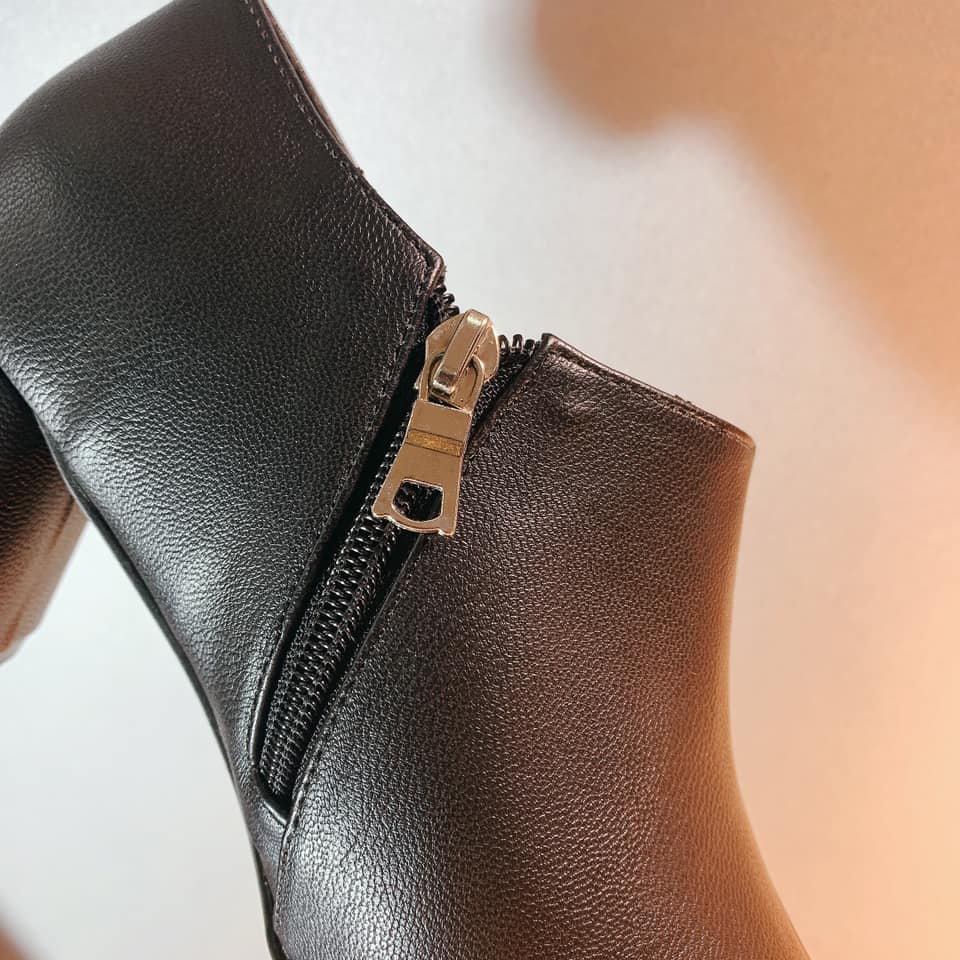 Boots thời trang nữ da lì cao cấp ROSATA RO289 5p gót trụ - đen, be - HÀNG VIỆT NAM - BKSTORE