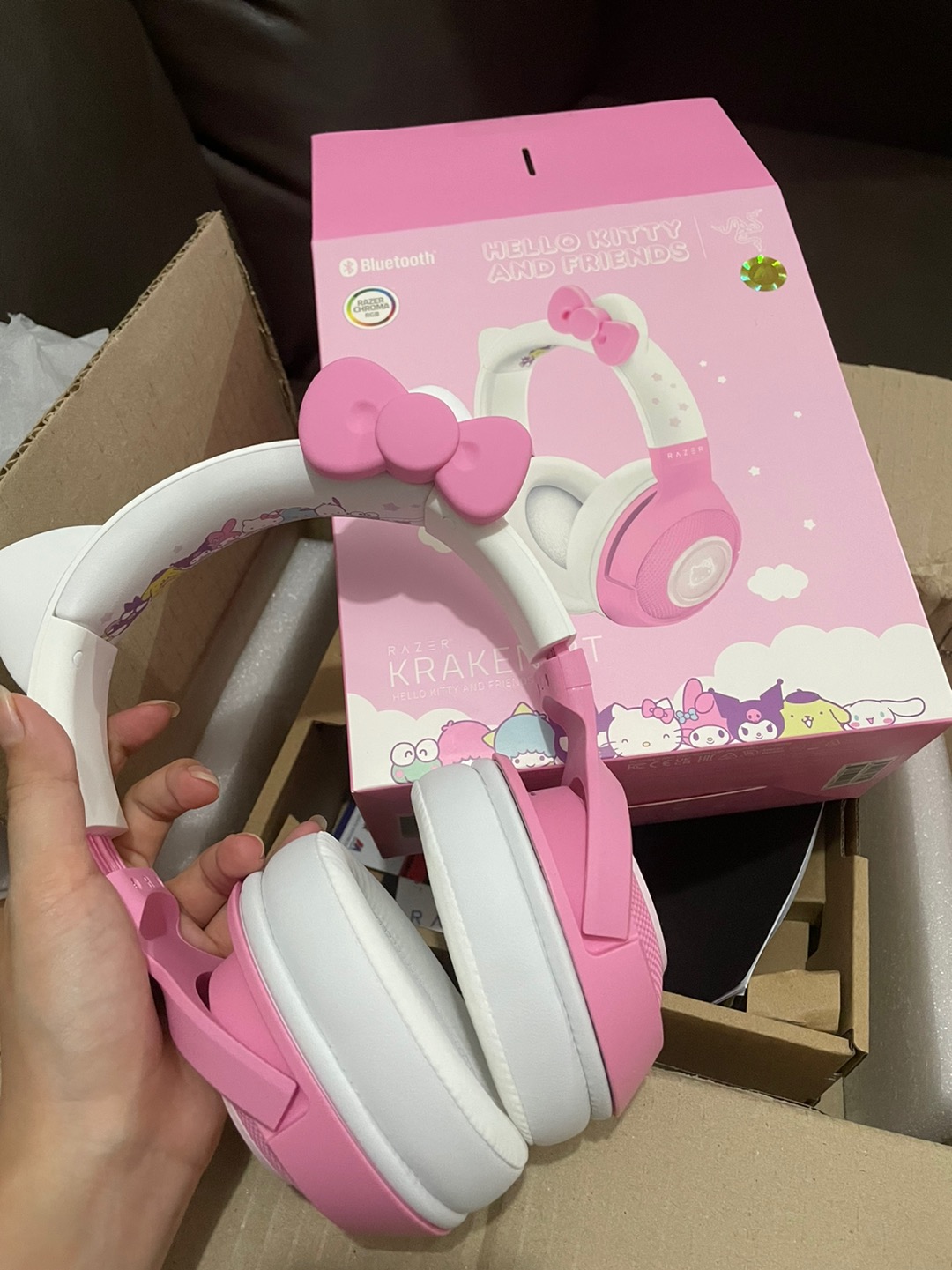 Tai Nghe Razer Kraken BT Hello Kitty and Friends Edition_Hàng chính hãng