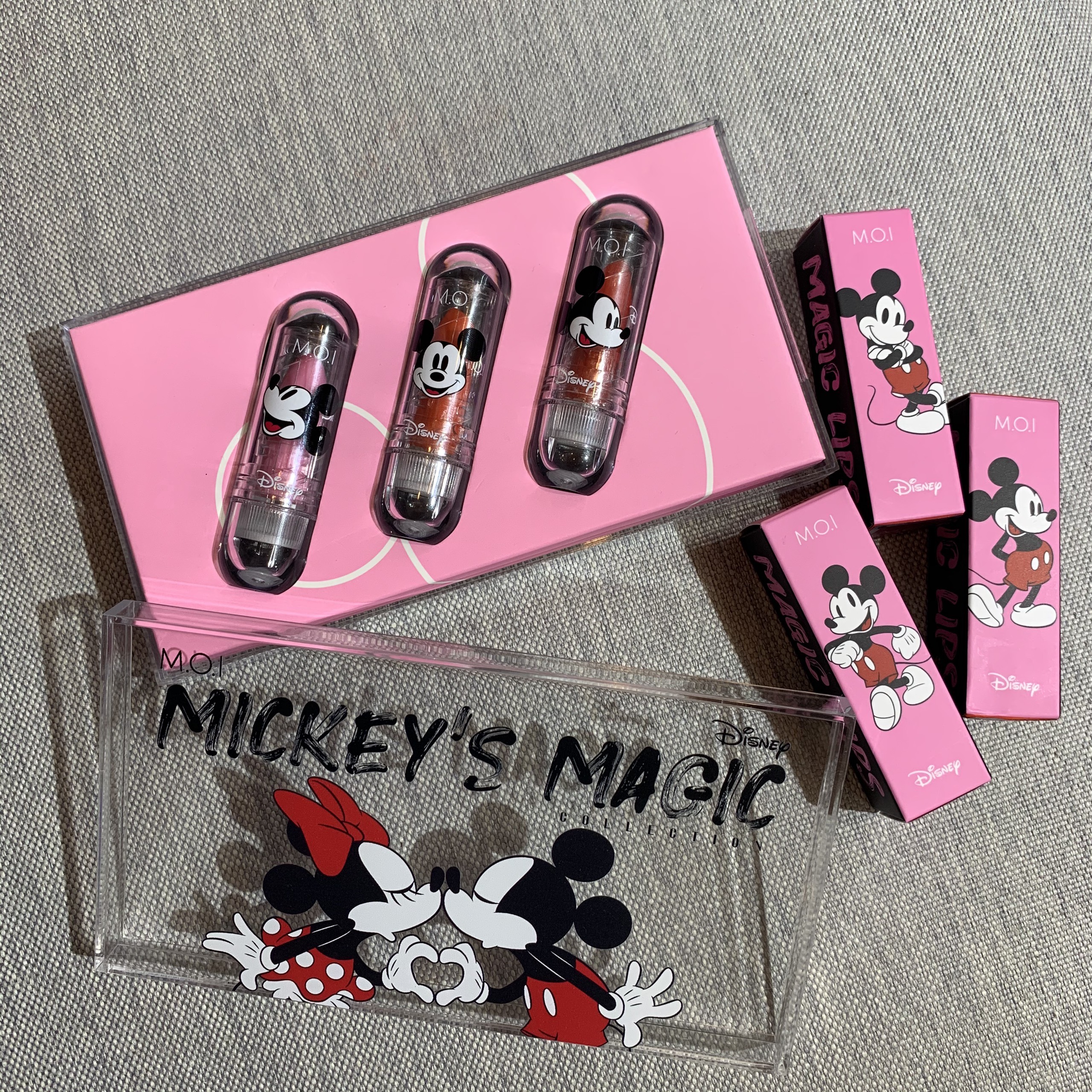 Son Dưỡng Môi Có Màu Mickey Disney Magic Lips  Son Môi M.O.I Hồ Ngọc Hà 3 Màu Đẹp Siêu HOT Cấp Ẩm Mềm Môi Căng Mọng Giữ Ẩm Lâu Màu Tự Nhiên