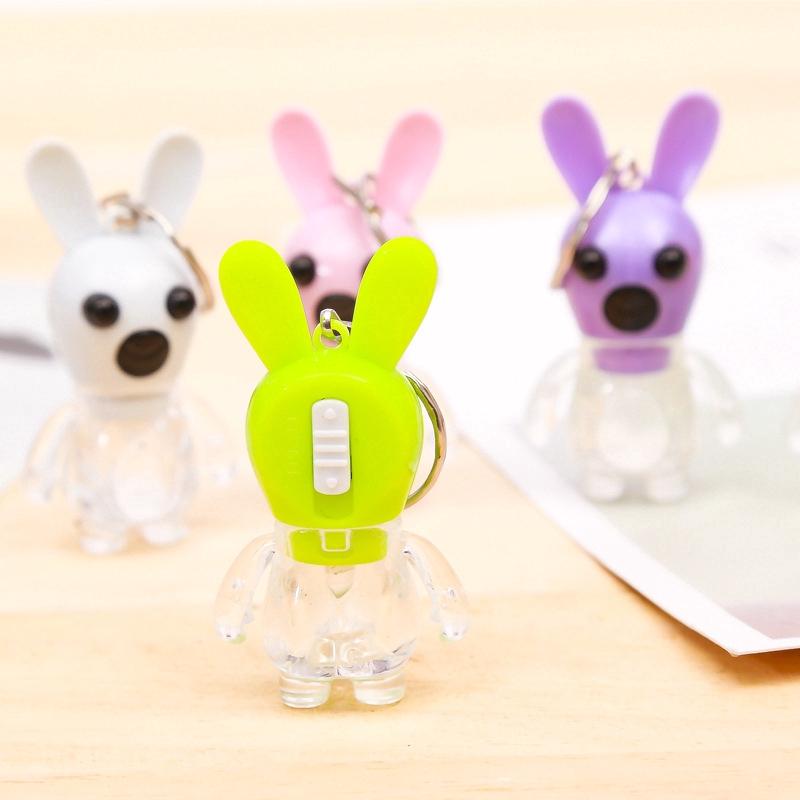 1 Móc Khóa Hình Thỏ Có Đèn Led Dễ Thương