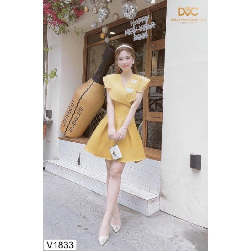 VÁY THIẾT KẾ XOÈ VÀNG CỔ B ĐÍNH BƯỚM