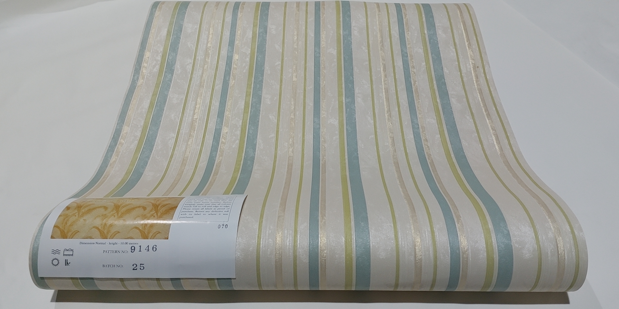 GIẤY DÁN TƯỜNG CAO CẤP - VIỆT HƯNG