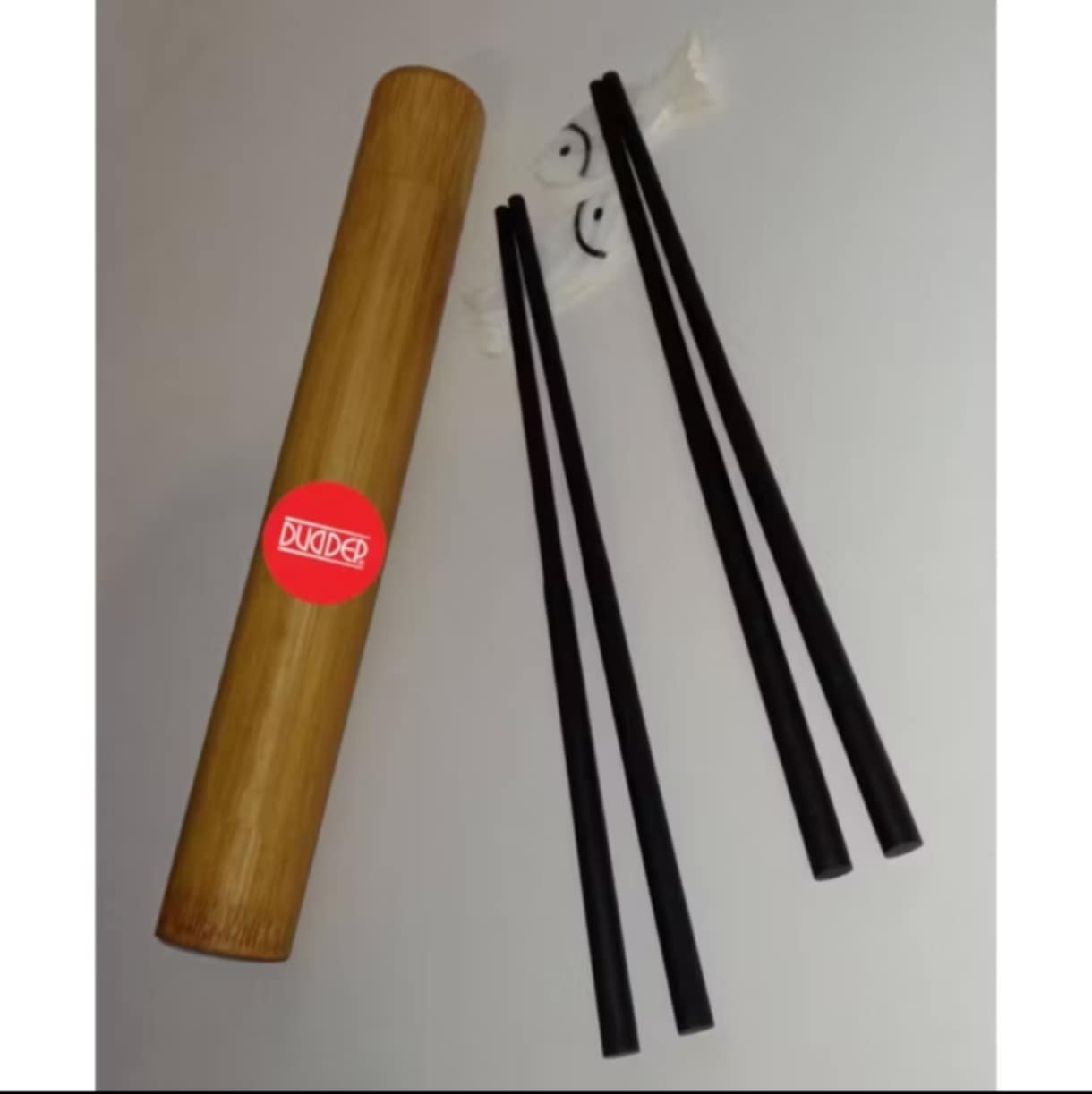 ĐŨA CÁ NHÂN .SÉT 2 ĐÔI ĐŨA GỖ MUN ĐỰNG TRONG ỐNG TRE