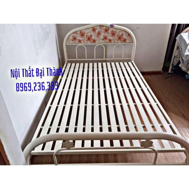 Giường ngủ sắt 1m2 x 2m Đại thành