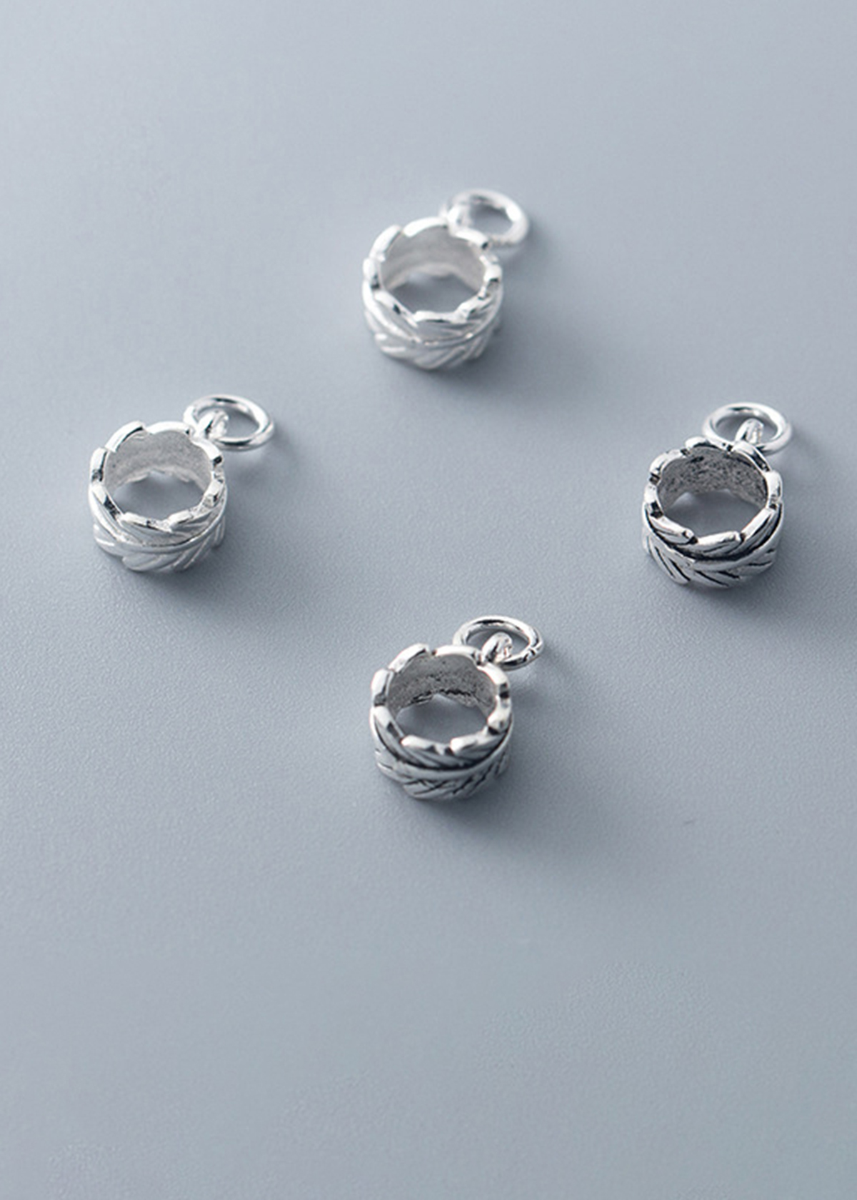 Combo 2 cái charm bạc chiếc lá cuộn tròn gắn charm treo - Ngọc Quý Gemstones