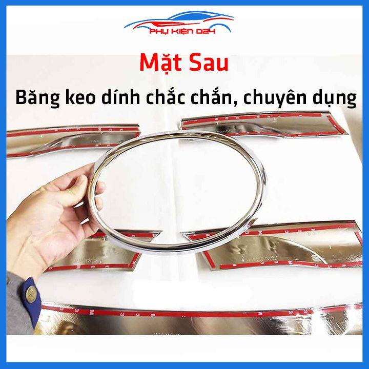 Ốp trang trí mặt ca lăng, calang Fortuner 2017-2018-2019-2020-2021-2022 ốp phía trên trang trí làm đẹp xe