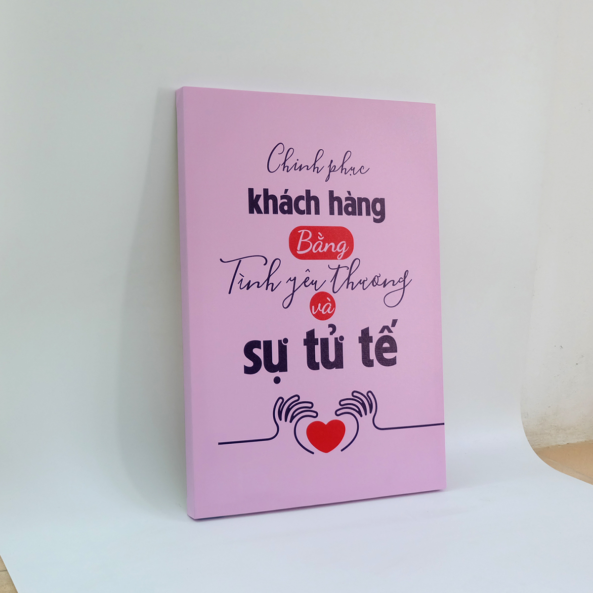 Tranh slogan canvas tạo động lực [trang trí văn phòng] OFV076 Chinh phục khách hàng bằng tình yêu thương và sự tử tế Cocopic